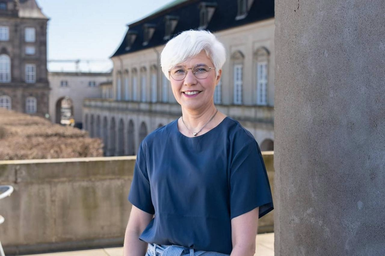 Charlotte Green foran Christiansborg